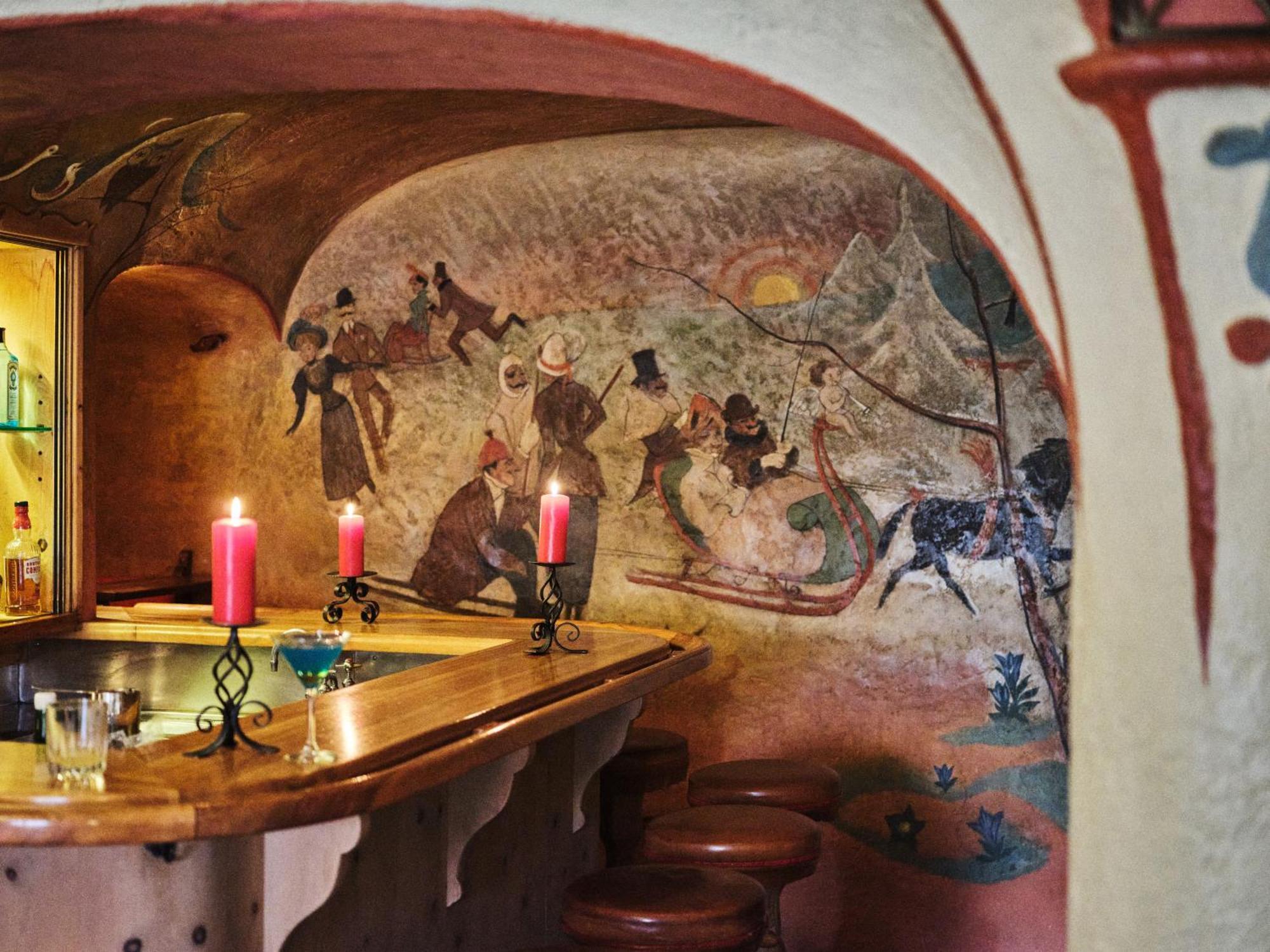 Romantik Hotel Chesa Grischuna Klosters Bagian luar foto