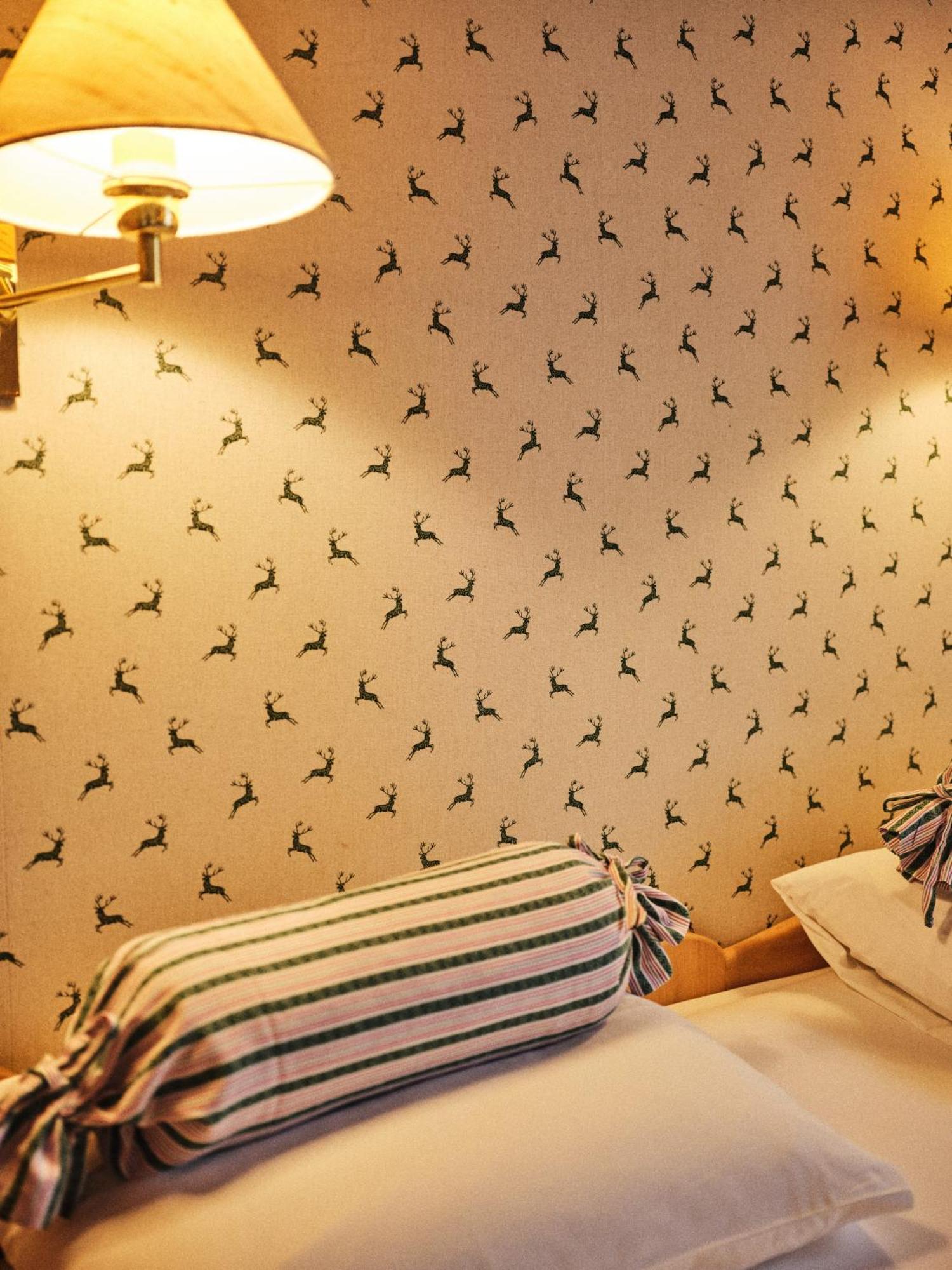 Romantik Hotel Chesa Grischuna Klosters Ruang foto
