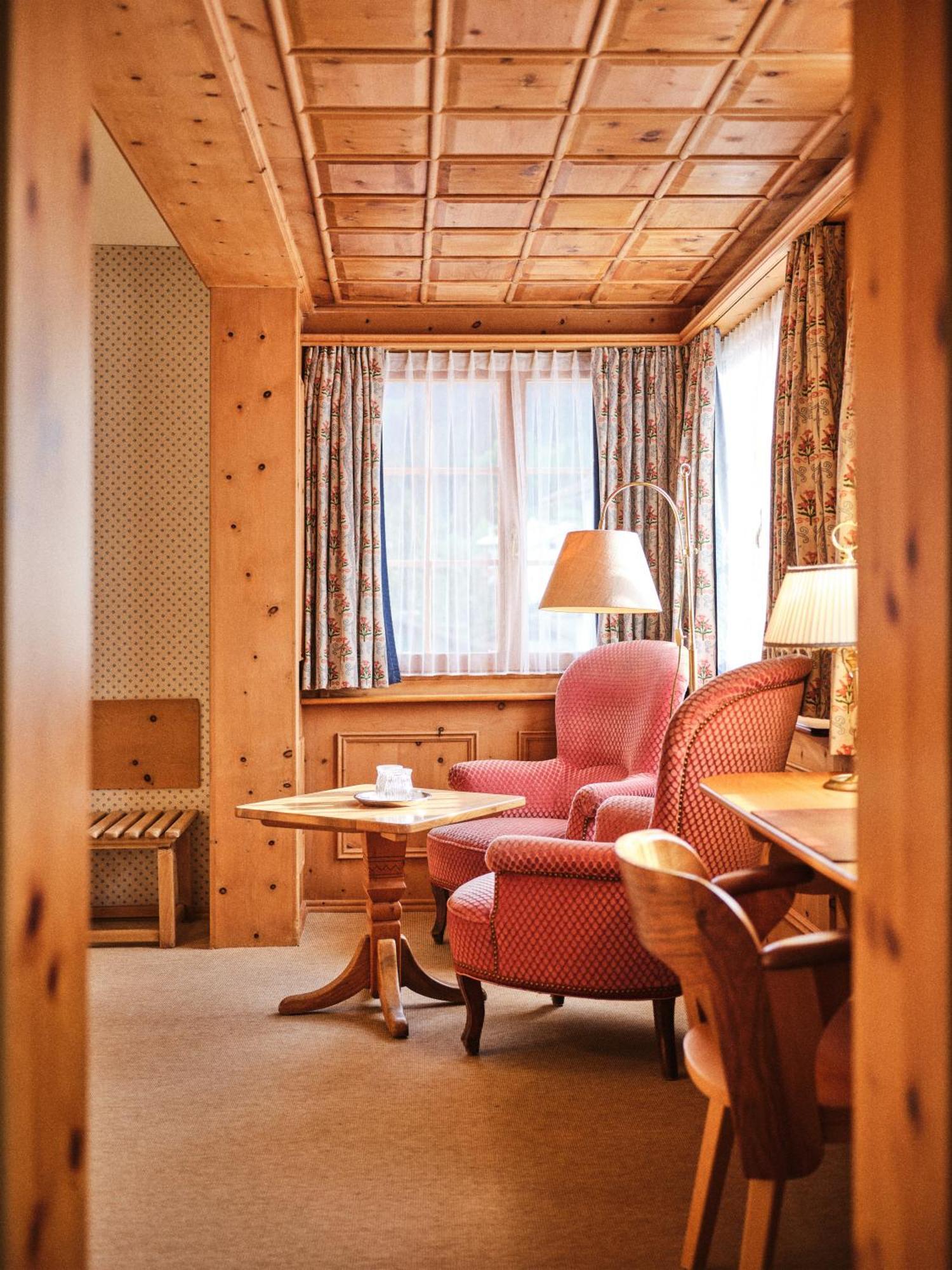 Romantik Hotel Chesa Grischuna Klosters Ruang foto